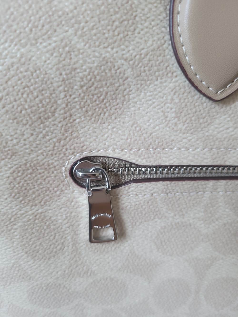 Coach Large Rowan Satchel Bag in Signature Canvas CV959 - Picture 7 of 16
